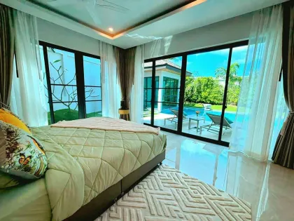 Luxus-Villa mit 5 Schlafzimmern und privatem Pool in Cherng Talay zu vermieten