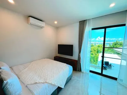 Luxus-Villa mit 5 Schlafzimmern und privatem Pool in Cherng Talay zu vermieten