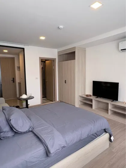 อพาร์ตเมนต์ 1 ห้องนอนพร้อมวิวภูเขาที่ The Base Bukit ภูเก็ต