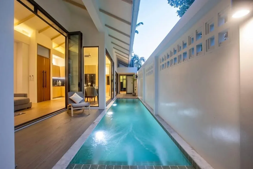 Villa avec piscine 2 chambres à louer à Thep Krasattri, Bang Tao, Phuket