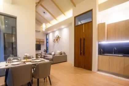Villa con piscina de 2 dormitorios en alquiler en Thep Krasattri, Bang Tao