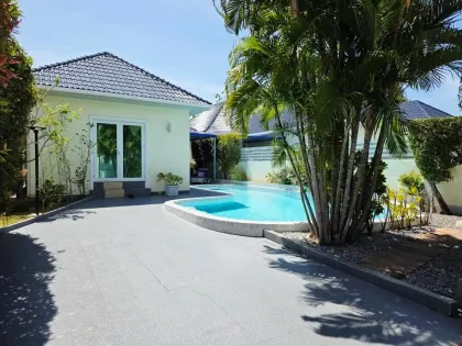 Villa rénovée 3 chambres avec piscine et vue montagne à Rawai