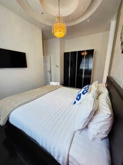 Villa rénovée 3 chambres avec piscine et vue montagne à Rawai