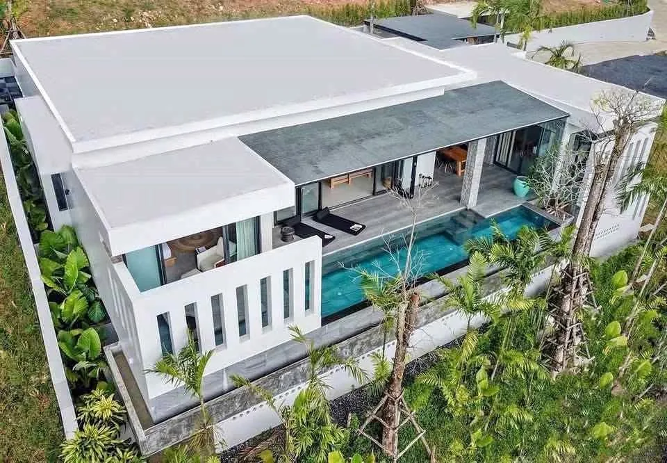 Luxury 4-Bedroom Villa with Pool and Mountain View for Rent