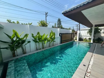 Modern Luxury 3-Bedroom Pool Villa at Blue Tree Cherngtalay