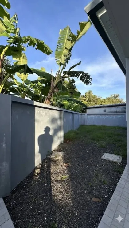 Отдельный дом с 2 спальнями и 2 ванными в The Rich Villa Nabon