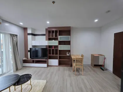 Квартира с 1 спальней и 1 ванной в The Green Place Condominium возле Central Phuket