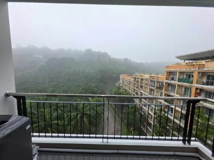 Квартира с 1 спальней и 1 ванной в The Green Place Condominium возле Central Phuket