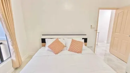 Casa Esquinera de 3 Habitaciones y 2 Baños en Alquiler en Rawai