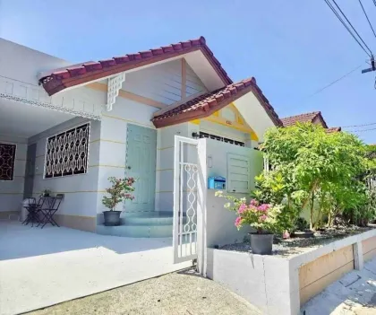 Сдается дом 3 спальни 2 ванные в Wongchalerm Garden Ville