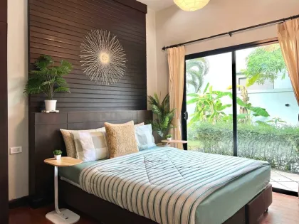3 Bedrooms 4 Bathrooms Pool Villa for Rent near Bang Tao Beach