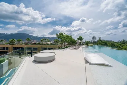 Угловая 2-комнатная квартира в аренду в Laguna Beachside Condo