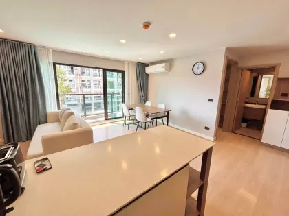 Apartamento con 2 dormitorios y 2 baños en Cherngtalay, Phuket