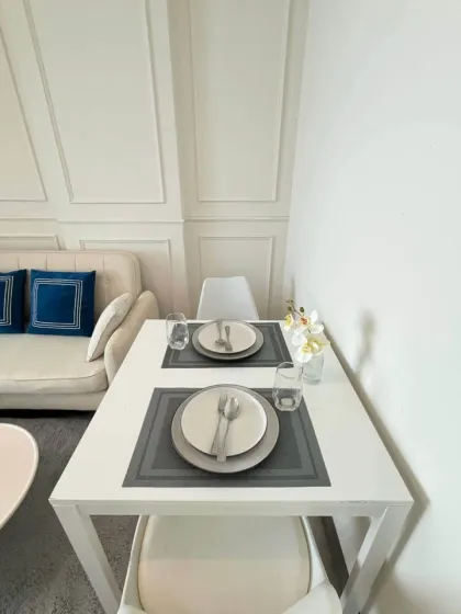 1-Zimmer-Wohnung mit Stadtblick im D Condo Kathu