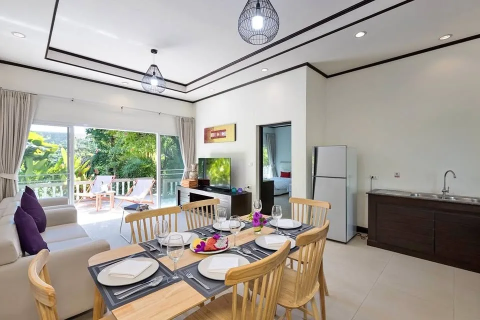 Villa de 3 habitaciones con piscina y amplio jardín en Layan