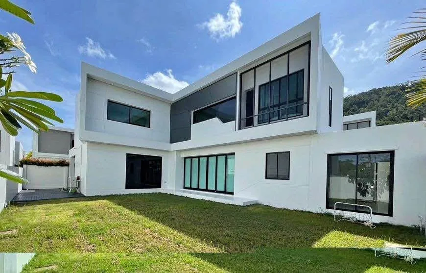 Villa moderne 4 chambres à louer près d'IKEA Bypass - Patong, Phuket