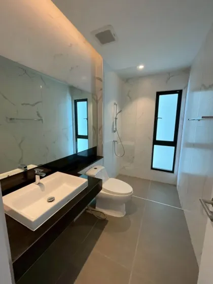 Villa moderna de 4 dormitorios en alquiler cerca de IKEA Bypass - Patong, Phuket