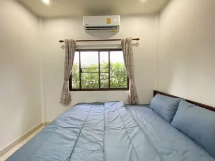 2-Zimmer-Haus mit 2 Bädern zur Miete in Chaofa Thani Village, Chalong