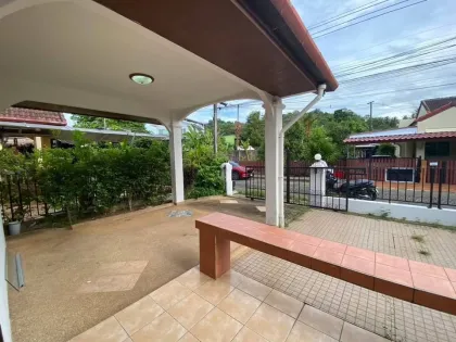 2-Zimmer-Haus mit 2 Bädern zur Miete in Chaofa Thani Village, Chalong