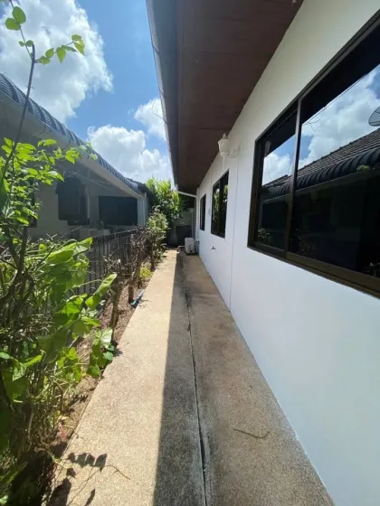 2-Zimmer-Haus mit 2 Bädern zur Miete in Chaofa Thani Village, Chalong