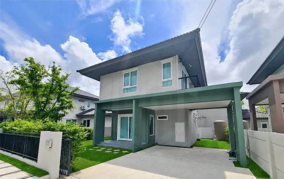 Современная вилла с 4 спальнями в аренду в Saransiri Kohkaew Retreat