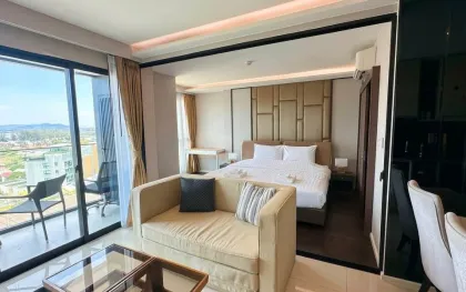 1-комнатная квартира с видом на море в MIDA Grande Resort Phuket
