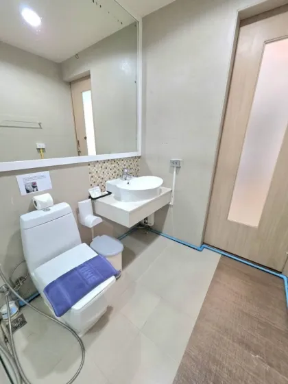 Appartement 1 chambre avec vue montagne en bord de mer à Kalim