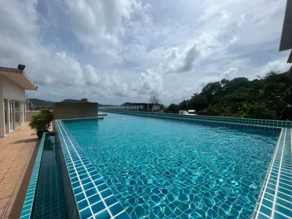 Appartement 1 chambre avec vue montagne en bord de mer à Kalim