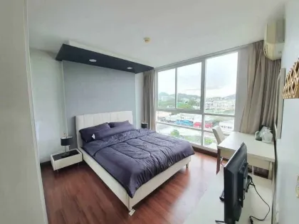 Просторная квартира с 2 спальнями в угловом блоке в The Light Condo, Пхукет Таун
