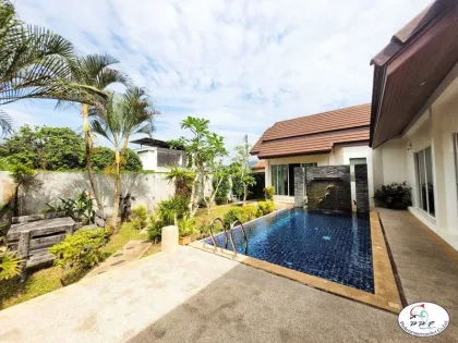 Villa 2 Chambres avec Piscine dans le Quartier Calme de Thalang