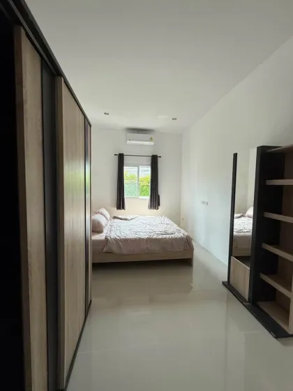 Villa de 2 habitaciones y 2 baños en alquiler en Chalong, Phuket