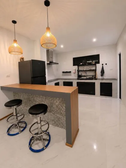 Villa Moderna de 3 Habitaciones en Alquiler en Chalong, Phuket