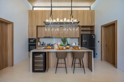 Вилла с 4 спальнями и частным бассейном в Mouana Residence, Kohkaew