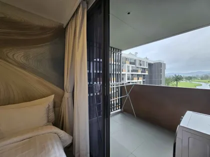 1-комнатная квартира с террасой и видом на гольф в Skypark Laguna Phuket