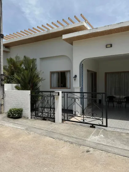 2-Bedroom, 2-Bathroom House with Pool in Paklok for Rent