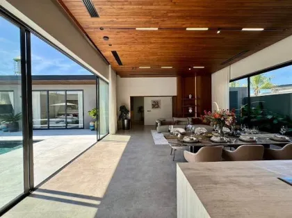 Villa moderne de luxe 4 chambres avec piscine à louer