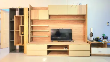 Voll möbliertes 2-Zimmer-Townhome zur Miete in Paklok