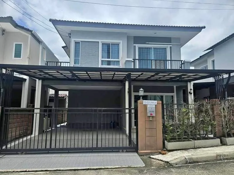 3-Bedroom 2-Bathroom Villa for Rent in Passorn Village, Koh Kaew