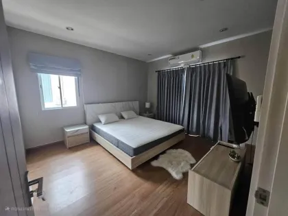 Villa de 3 habitaciones y 2 baños en alquiler en Passorn Village, Koh Kaew
