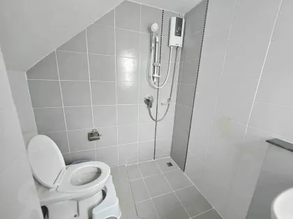 Villa de 3 habitaciones y 2 baños en alquiler en Passorn Village, Koh Kaew