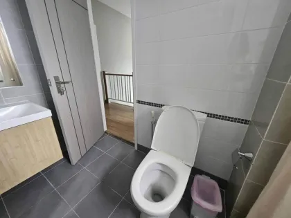 Villa de 3 habitaciones y 2 baños en alquiler en Passorn Village, Koh Kaew