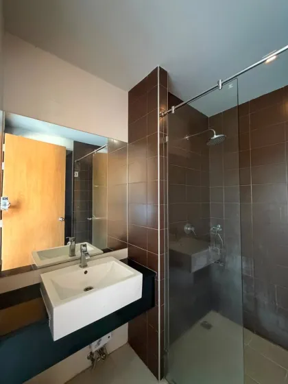 1-комнатная квартира в аренду в Saiyuan Buri Condominiun, Раваи
