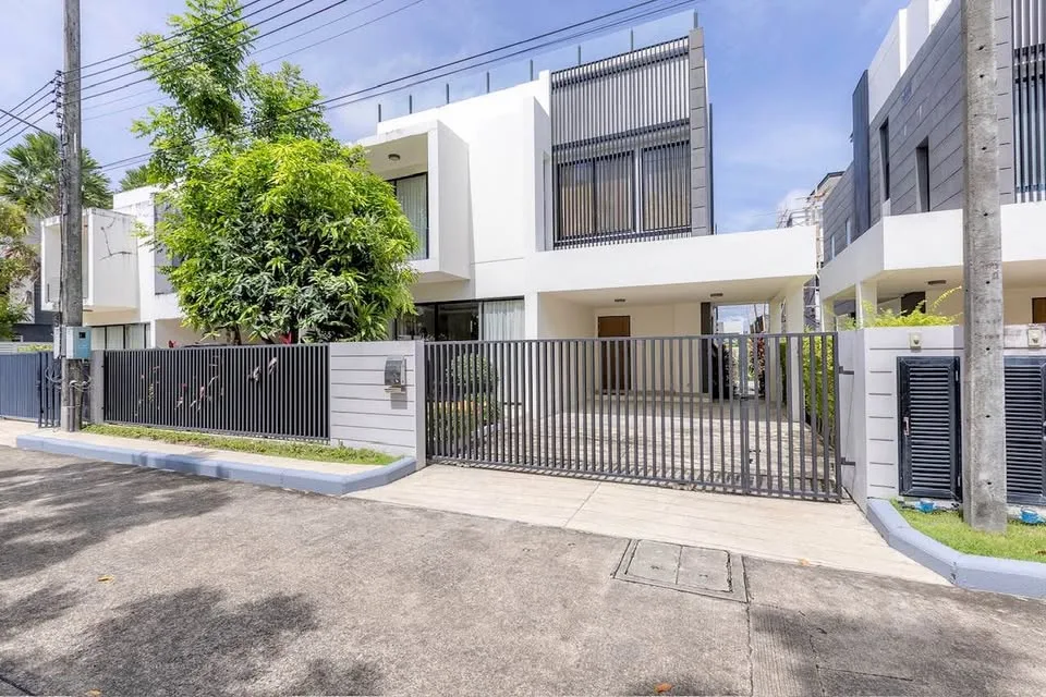 Villa de 5 habitaciones en alquiler en Laguna Park, Choeng Thale