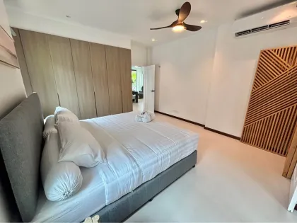 วิลล่าหรูสมัยใหม่ 3 ห้องนอนให้เช่า ที่ Blue Tree Living เชิงทะเล