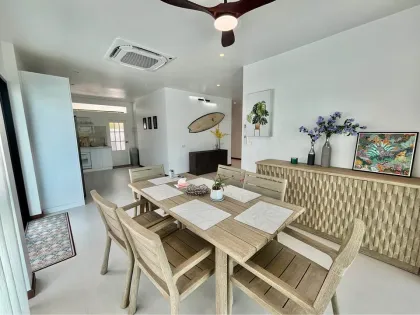 วิลล่าหรูสมัยใหม่ 3 ห้องนอนให้เช่า ที่ Blue Tree Living เชิงทะเล