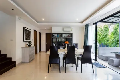Fully Furnished 5 Bedroom Pool Villa in Laguna Phuket