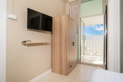 Maison Confortable avec Piscine 3 Chambres et Terrasse sur le Toit à Rawai