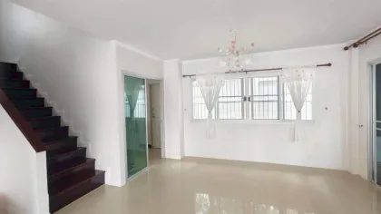 บ้านวิลล่าขนาดใหญ่ 6 ห้องนอนให้เช่า ใกล้โรบินสัน ไลฟ์สไตล์ ถลาง