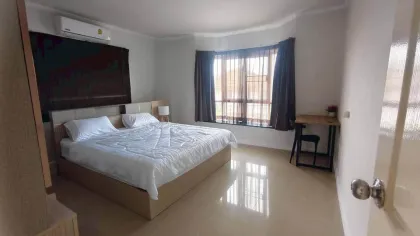 บ้านวิลล่าขนาดใหญ่ 6 ห้องนอนให้เช่า ใกล้โรบินสัน ไลฟ์สไตล์ ถลาง