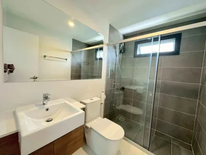 Современная вилла с 3 спальнями в аренду в Supalai Lakeview, Ко Кео